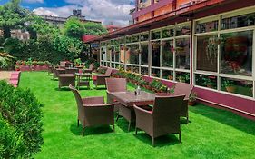 Hotel Crown Plaza